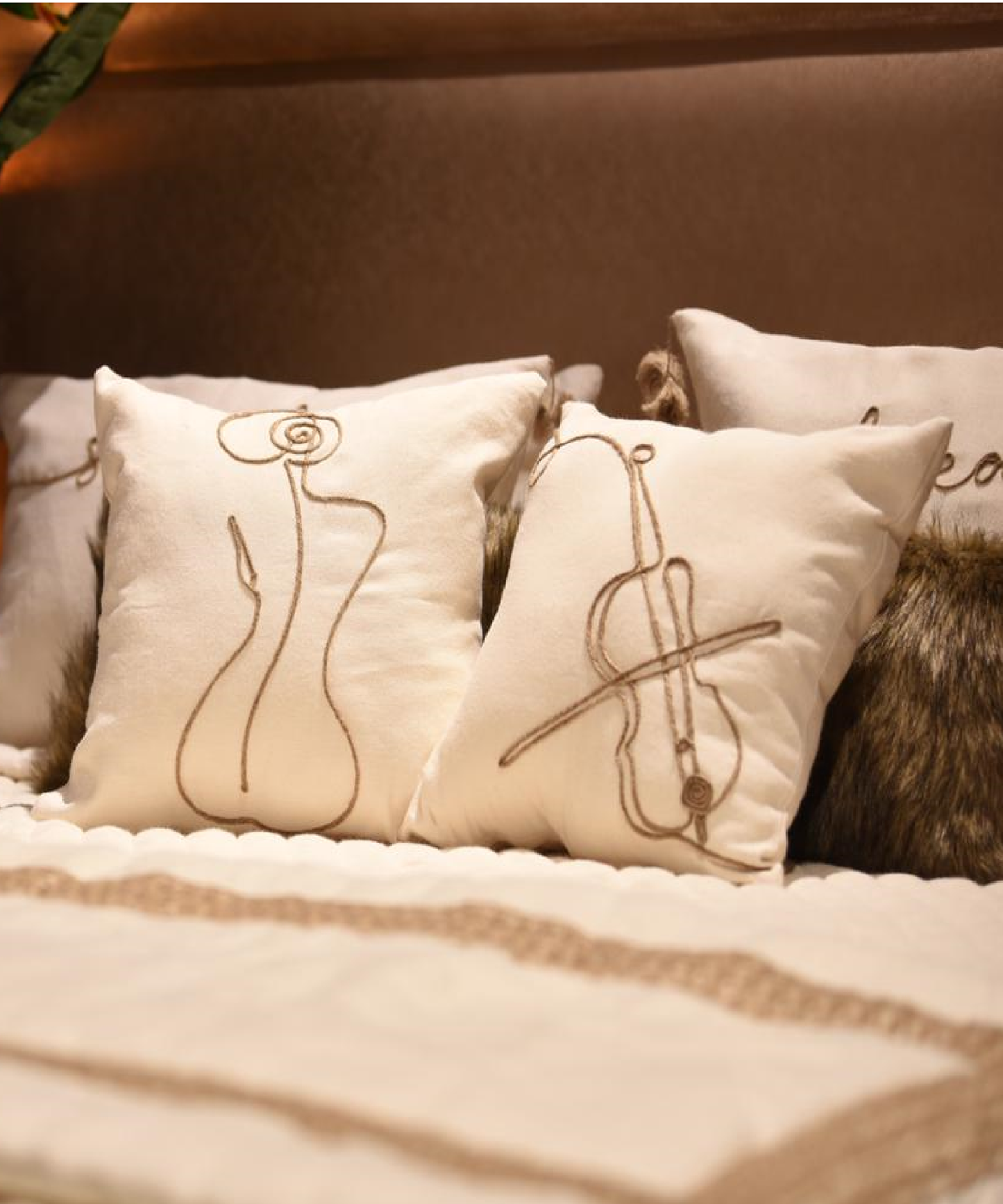 Parure de lit 7 pièces avec couvre lit matelassée en Hayek