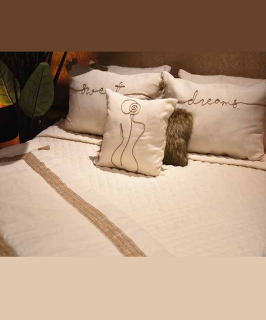 Parure de lit 7 pièces avec couvre lit matelassée en Hayek