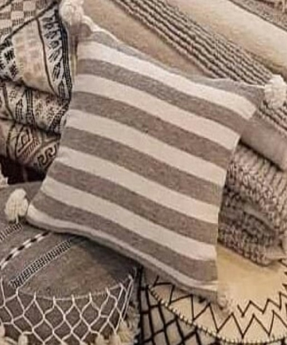 Coussin en laine d'agneau fait main